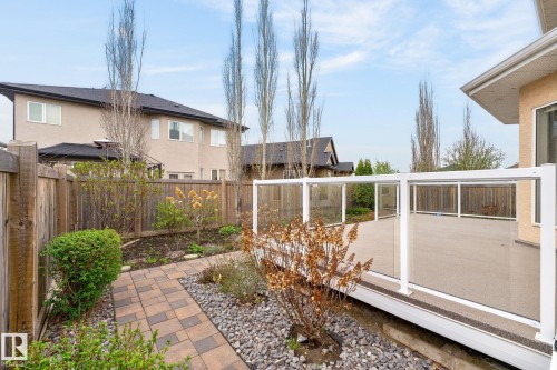 1607 Adamson Close, Edmonton, AB 