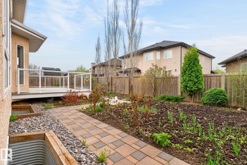 1607 Adamson Close, Edmonton, AB 