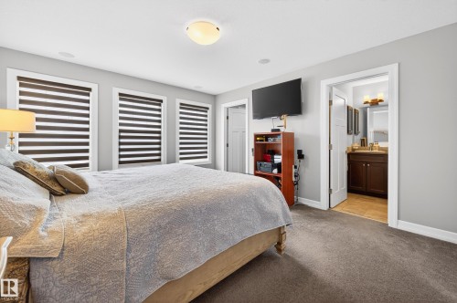 3306 Hilton Crescent, Edmonton, AB - Indoor Photo Showing Bedroom