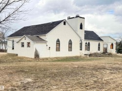5036 49 Street Clyde, AB T0G 0P0