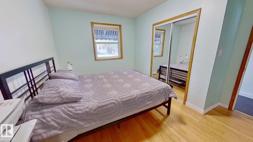 13908 117 Avenue, Edmonton, AB - Indoor Photo Showing Bedroom