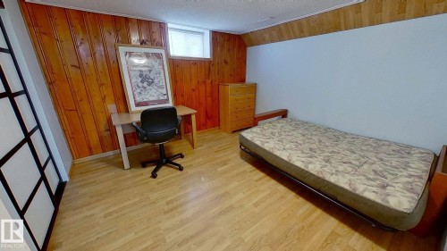 13908 117 Avenue, Edmonton, AB - Indoor
