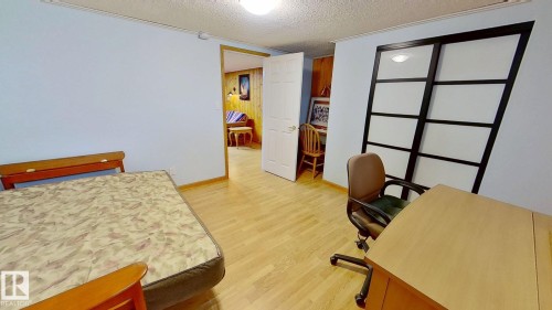 13908 117 Avenue, Edmonton, AB - Indoor