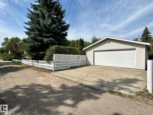 13908 117 Avenue, Edmonton, AB - Outdoor