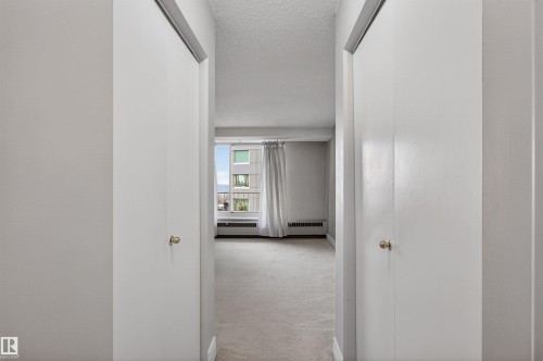 304 12207 Jasper Avenue, Edmonton, AB - Indoor Photo Showing Other Room