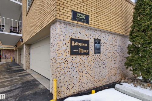 304 12207 Jasper Avenue, Edmonton, AB - Outdoor