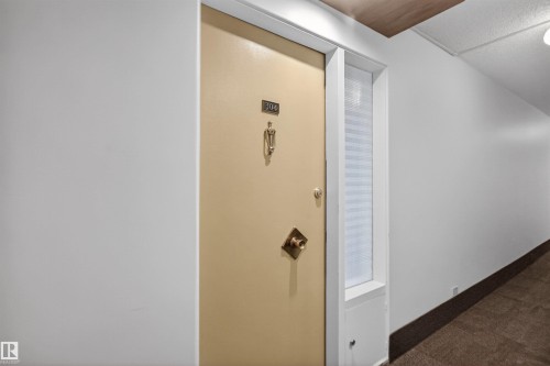 304 12207 Jasper Avenue, Edmonton, AB - Indoor Photo Showing Other Room