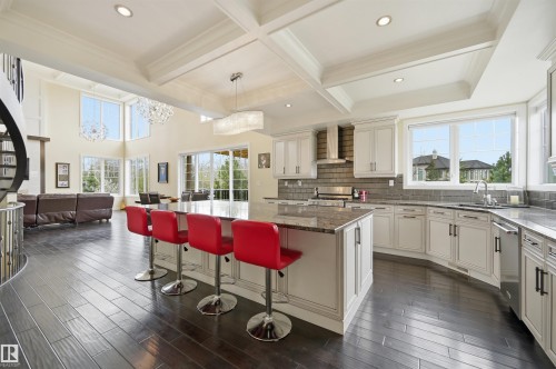 4547 Mead Crest, Edmonton, AB - Indoor Photo Showing Kitchen With Upgraded Kitchen