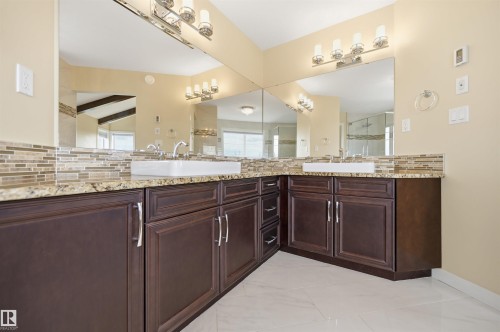 4547 Mead Crest, Edmonton, AB - Indoor Photo Showing Bathroom
