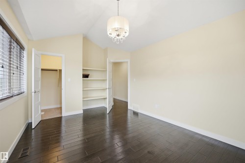 4547 Mead Crest, Edmonton, AB - Indoor Photo Showing Other Room