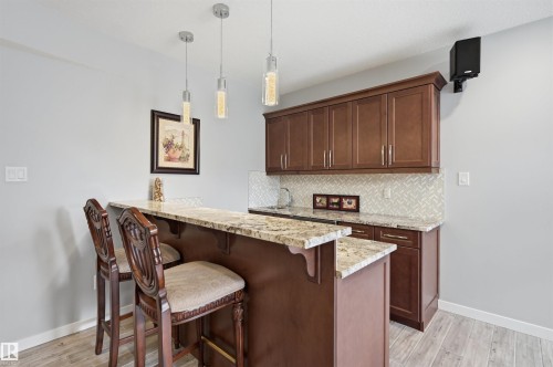 4547 Mead Crest, Edmonton, AB - Indoor Photo Showing Kitchen