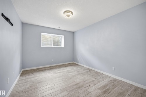 4547 Mead Crest, Edmonton, AB - Indoor Photo Showing Other Room