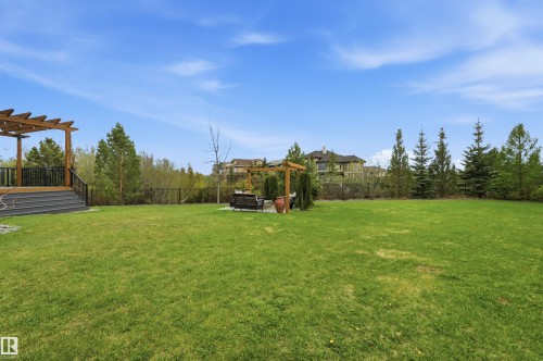 4547 Mead Crest, Edmonton, AB - Outdoor