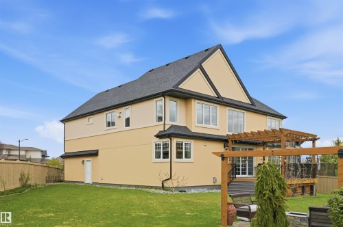 4547 Mead Crest, Edmonton, AB - Outdoor