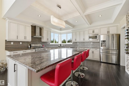 4547 Mead Crest, Edmonton, AB - Indoor Photo Showing Kitchen With Upgraded Kitchen