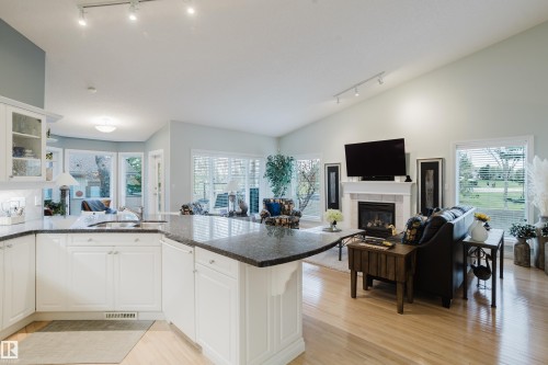 25 929 Picard Drive, Edmonton, AB 