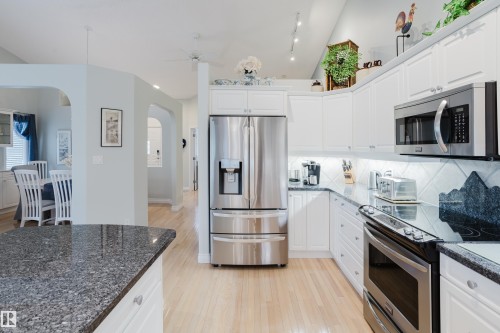 25 929 Picard Drive, Edmonton, AB 