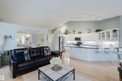 25 929 Picard Drive, Edmonton, AB 