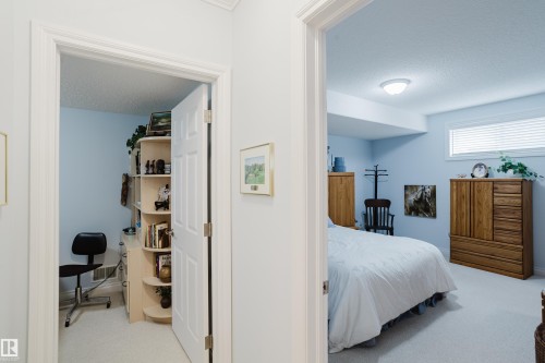 25 929 Picard Drive, Edmonton, AB 