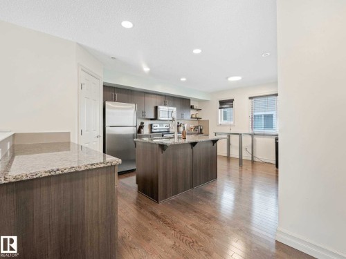 66 5317 3 Avenue, Edmonton, AB - Indoor Photo Showing Kitchen