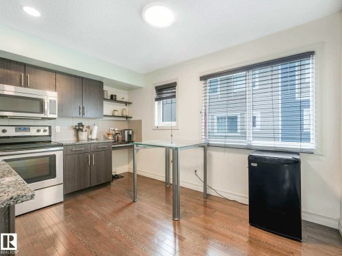 66 5317 3 Avenue, Edmonton, AB - Indoor Photo Showing Kitchen With Stainless Steel Kitchen With Upgraded Kitchen