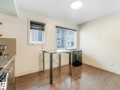 66 5317 3 Avenue, Edmonton, AB - Indoor Photo Showing Kitchen