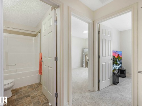 66 5317 3 Avenue, Edmonton, AB - Indoor Photo Showing Other Room