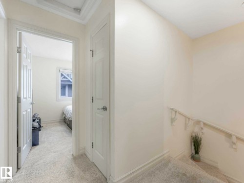 66 5317 3 Avenue, Edmonton, AB - Indoor Photo Showing Other Room