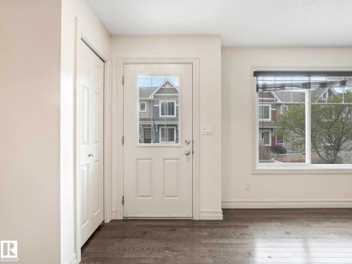 66 5317 3 Avenue, Edmonton, AB - Indoor Photo Showing Other Room