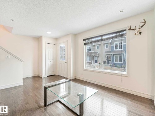 66 5317 3 Avenue, Edmonton, AB - Indoor Photo Showing Other Room
