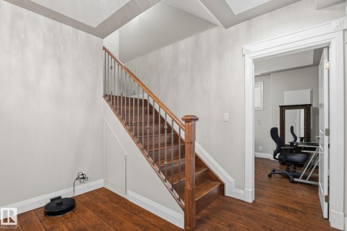 515 Callaghan Point(E), Edmonton, AB - Indoor Photo Showing Other Room
