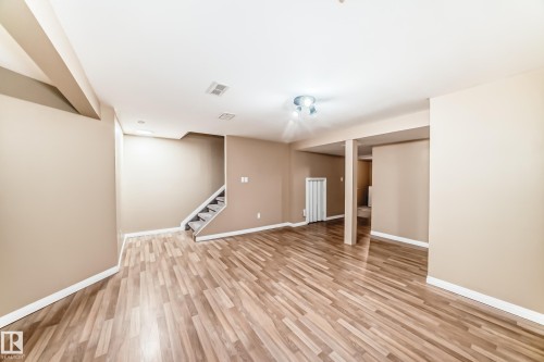 28 603 Youville Drive E, Edmonton, AB - Indoor Photo Showing Other Room