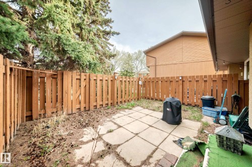 12018 157 Avenue, Edmonton, AB - Outdoor