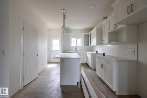 211 157 Avenue, Edmonton, AB 