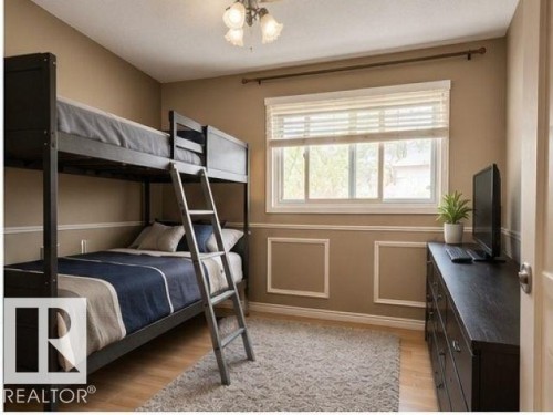 A 32 Swallow Crescent, St. Albert, AB - Indoor Photo Showing Bedroom