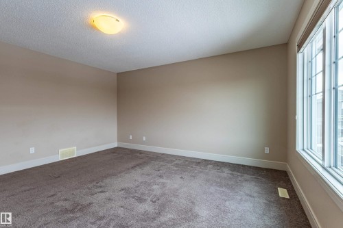 4906 Crabapple Lane Sw, Edmonton, AB - Indoor Photo Showing Other Room