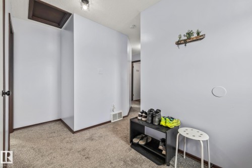 8812 135 Avenue, Edmonton, AB - Indoor Photo Showing Other Room