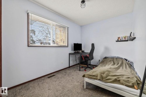 8812 135 Avenue, Edmonton, AB - Indoor