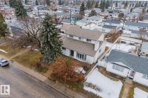 8812 135 Avenue, Edmonton, AB - Outdoor