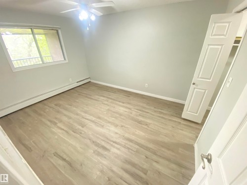 302 10826 113 Street, Edmonton, AB - Indoor Photo Showing Other Room