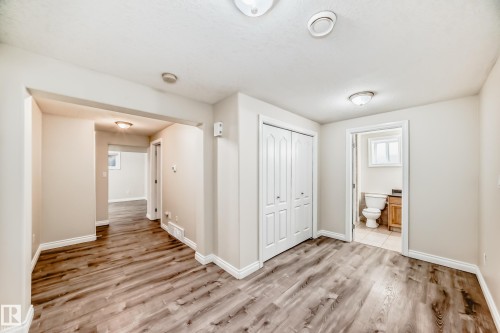 6736 11 Avenue, Edmonton, AB 