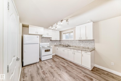 6736 11 Avenue, Edmonton, AB 