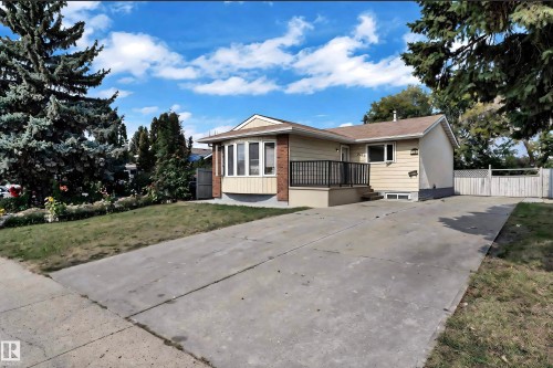 Ranch-style residence featuring a bay window and brick accent facade - 3520 19 Avenue, Edmonton, AB - Outdoor
