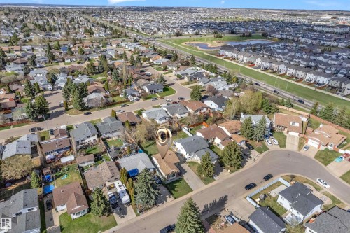 Residential neighborhood featuring established homes, mature trees, and a curvilinear street layout - 3520 19 Avenue, Edmonton, AB - Outdoor With View