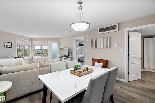 301 530 Hooke Road, Edmonton, AB - Indoor
