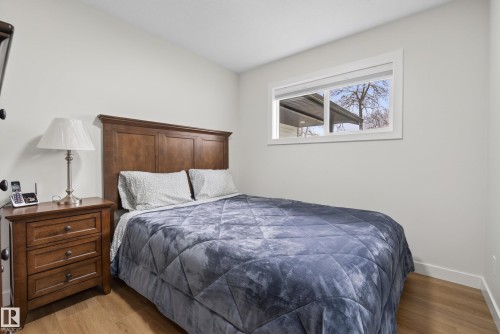 11 Labelle Crescent, St. Albert, AB - Indoor Photo Showing Bedroom