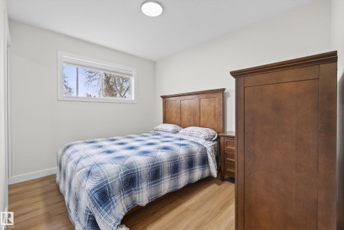 11 Labelle Crescent, St. Albert, AB - Indoor Photo Showing Bedroom
