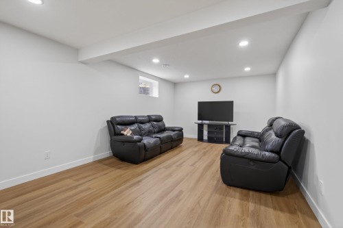 11 Labelle Crescent, St. Albert, AB - Indoor Photo Showing Other Room