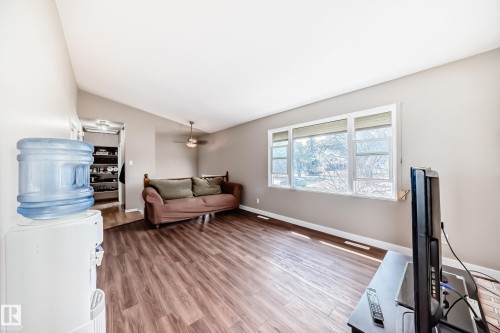 13419 70 Street, Edmonton, AB - Indoor