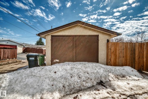 13419 70 Street, Edmonton, AB - Outdoor